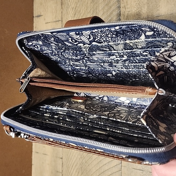 Wallet - Picture 5 of 12